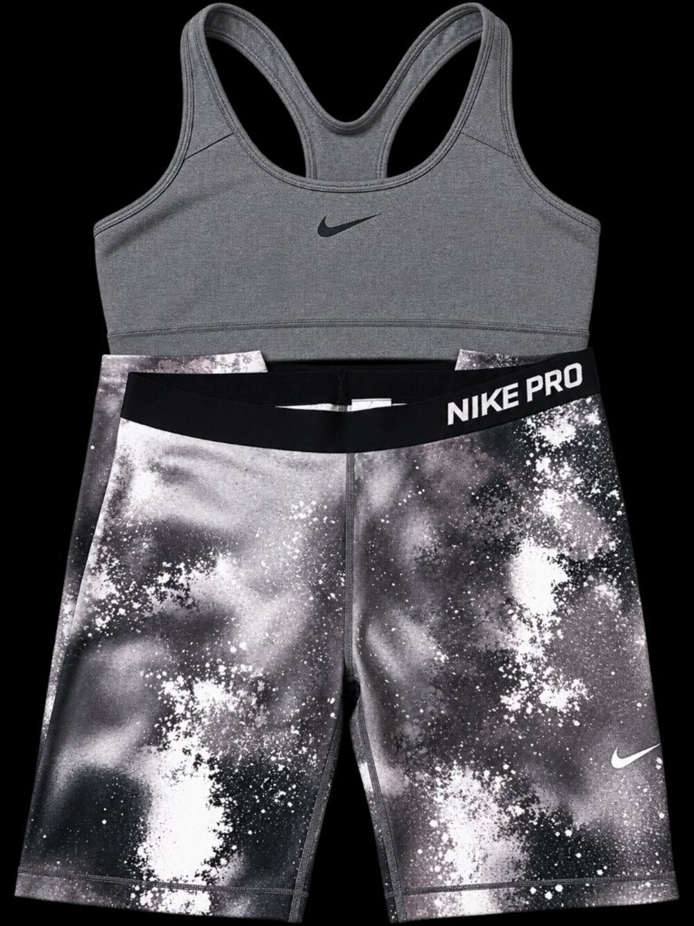 Nike Dri-FIT Sports Bra & Nike Pro Leggings Set XL